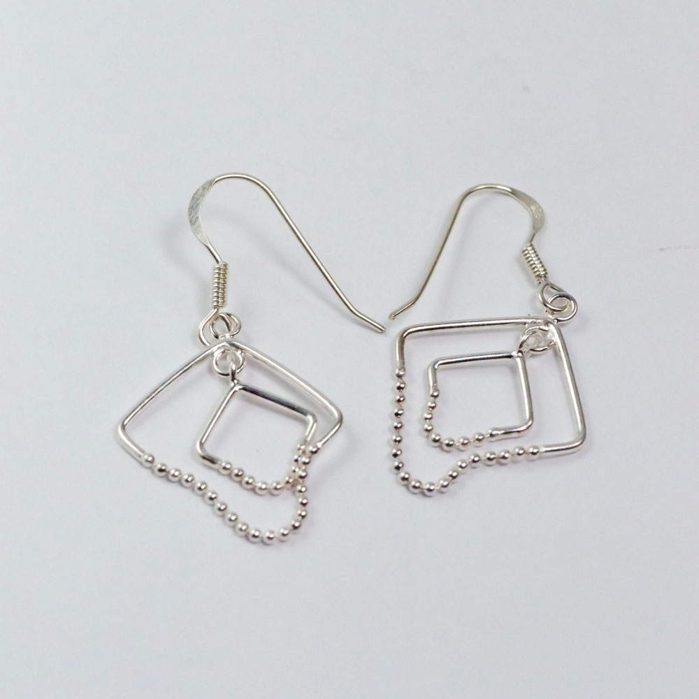 BÔNG TAI BẠC NGỌCHY, BÔNG TAI NỮ DẠNG MÓC TREO HAI NỬA KHUNG VUÔNG BI LẠ ĐẸP